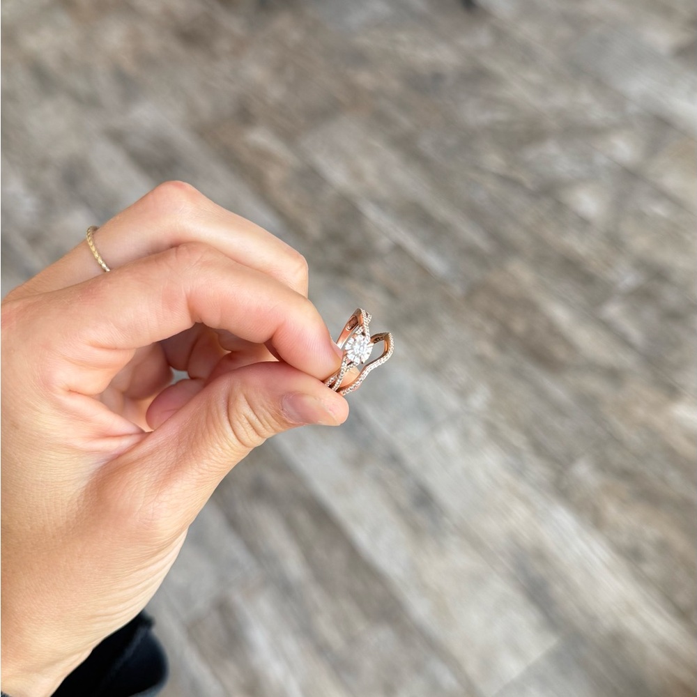 1/2 CT. T.W. Diamond Frame Twist Bridal Set in 14K Rose Gold (Zales) - Picture 3 of 4